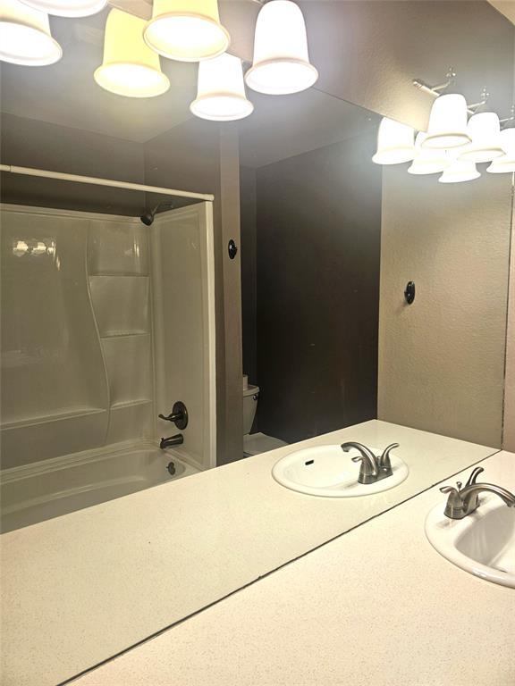 Building Photo - 12327 Limerick Ave