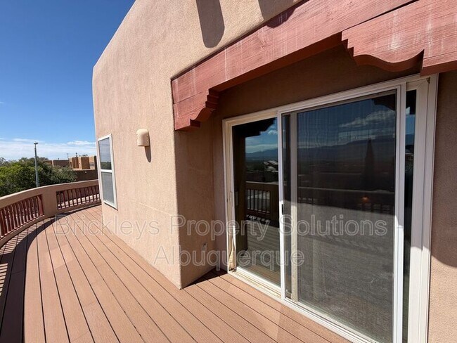 Building Photo - 1399 Wilkes Way SE