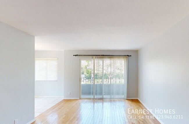 Building Photo - 2308 Schader Dr