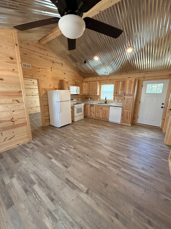 Building Photo - 2580 Vz County Rd 1106