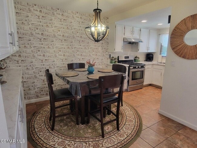 Building Photo - 1318 Ramona Dr