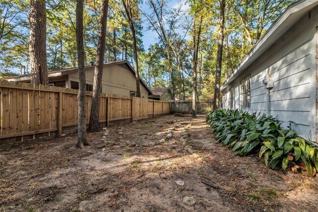 Building Photo - 11829 S Red Cedar Cir