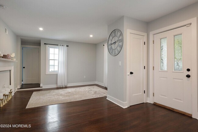 Building Photo - 67 E Highland Ave