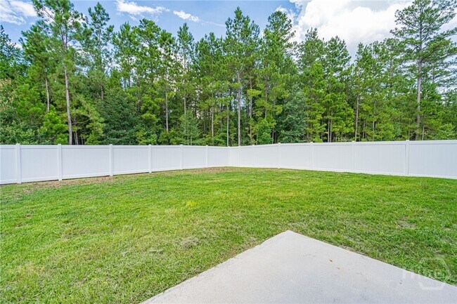 Building Photo - 1004 Bergamot Rd