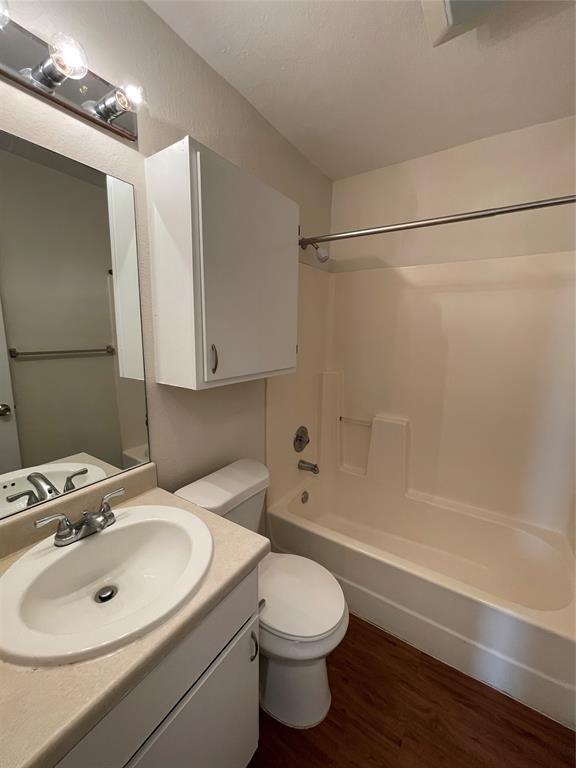 Building Photo - 407 Parkhill Cove