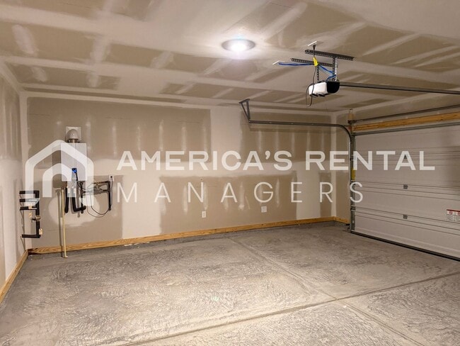 Building Photo - DEPOSIT PENDING! MOVE IN SPECIAL!!! - Home for rent in Chelsea! - Sign a lease by 07/31/26 to rec...