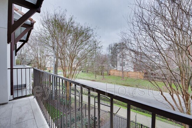 Building Photo - 4203 Feagan St