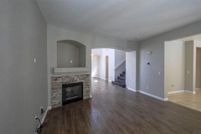 Building Photo - Beautiful North West Las Vegas 4 Bedroom P...