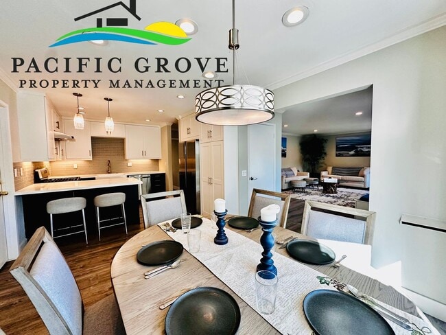 Building Photo - Charming Fully Furnished Updated Two-Bedroom in Pacific Grove!