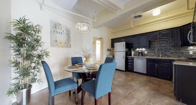 Building Photo - 219 Central SW #503