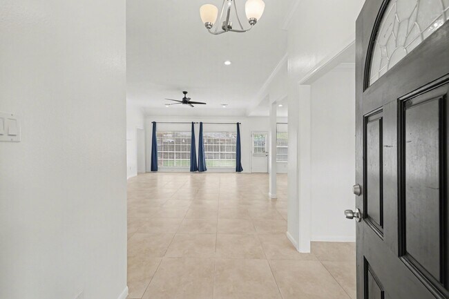 Building Photo - 17907 Stoney Glade Ct