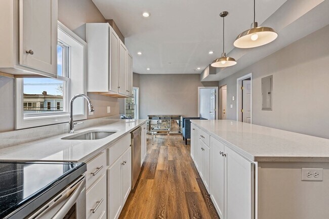 Building Photo - 110 Congress Ave