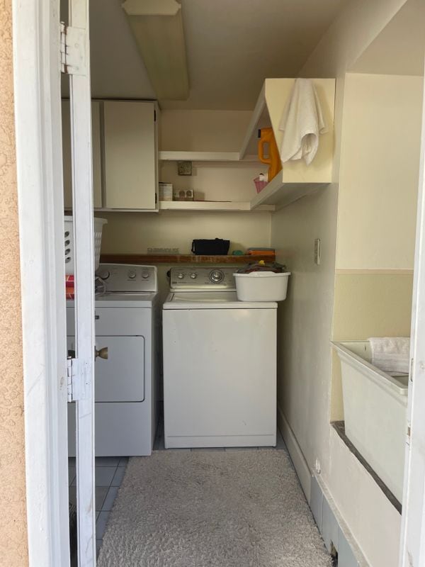 Building Photo - 1168 Calle Maria-
