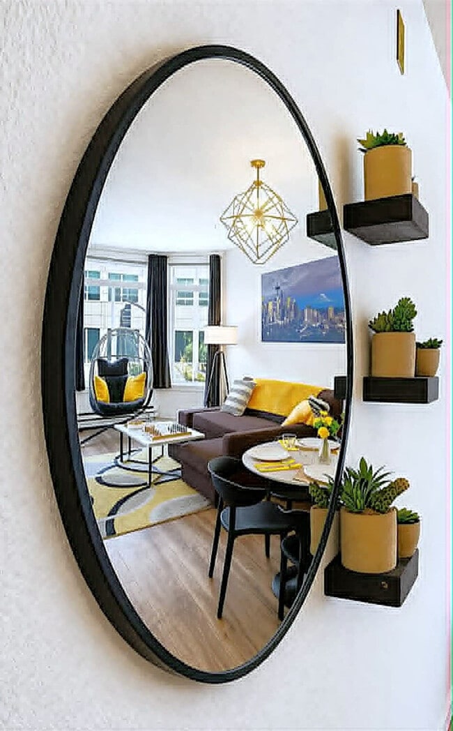 Building Photo - 2415 2nd Ave