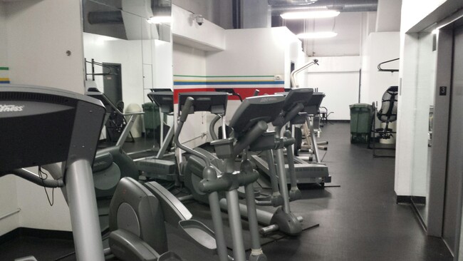 Gym - 1212 N LaSalle Dr