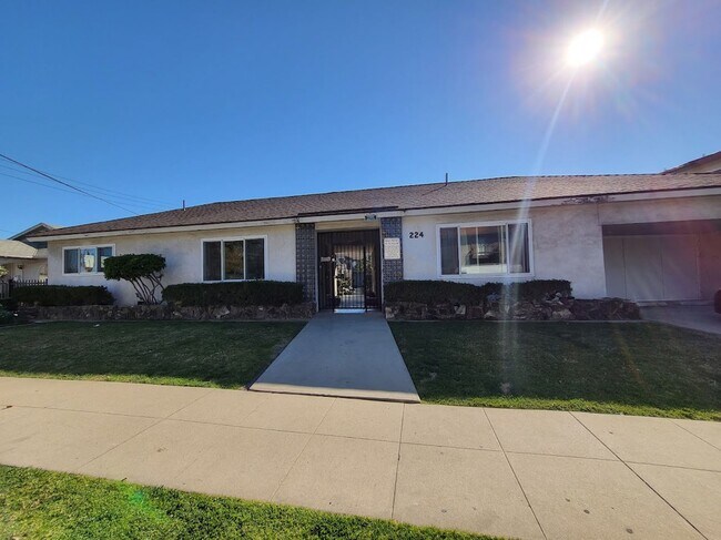 Building Photo - 218-224 W. Olive St.