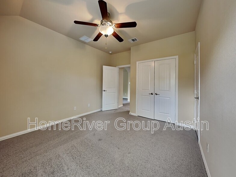 Building Photo - 1303 Orchard Falls Dr