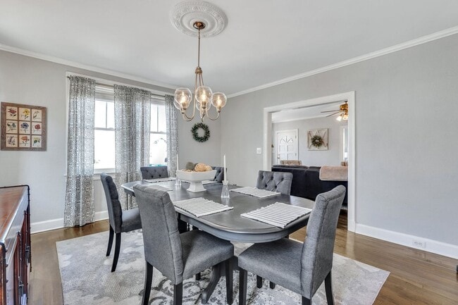 Building Photo - Beautiful Home in Desirable Ardsley Park