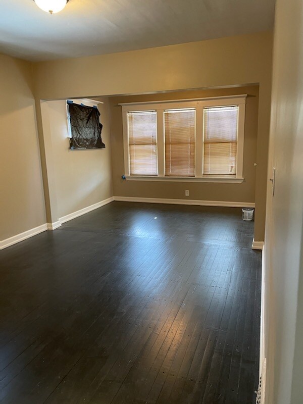 Primary Photo - 625 22nd St