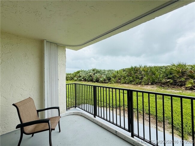 Building Photo - 9490 S Ocean Dr