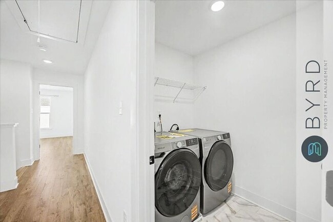 Building Photo - 15326 Oasis Sun Wy