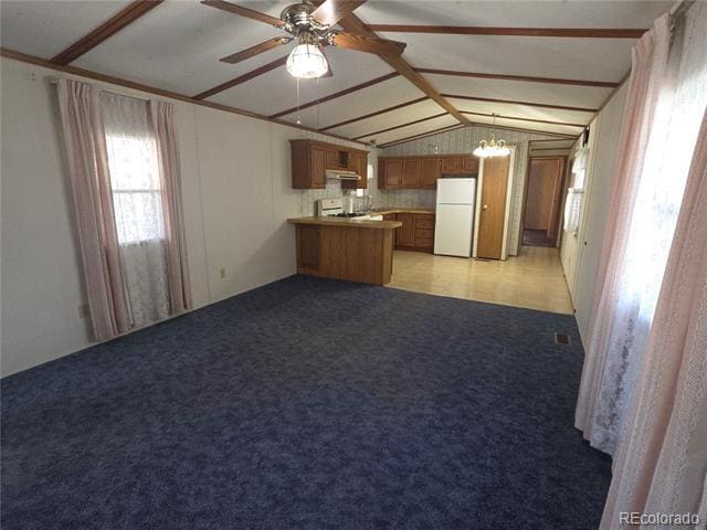 Building Photo - 8201 S Santa Fe Dr