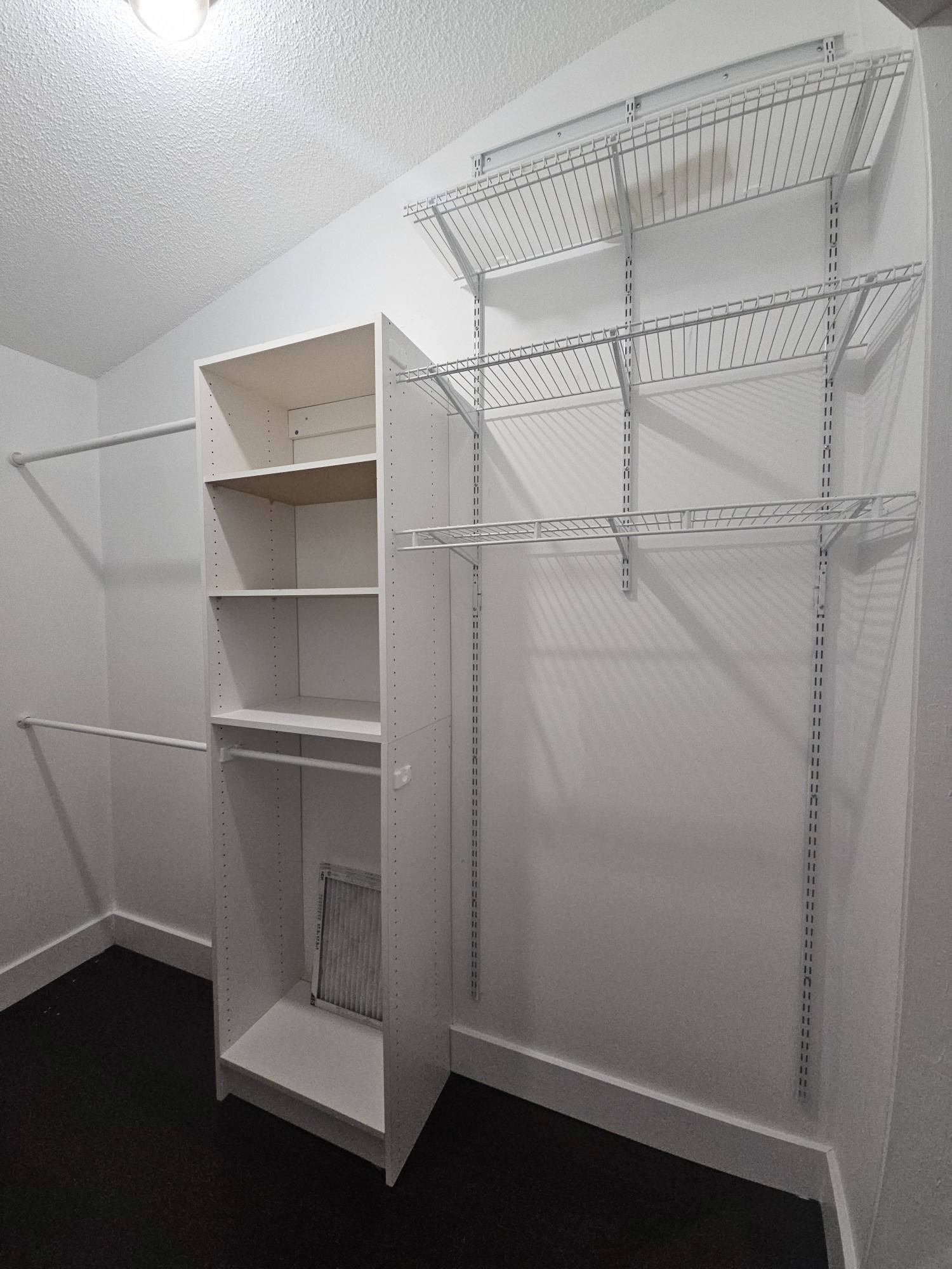 Building Photo - 2925 Belmont Ln