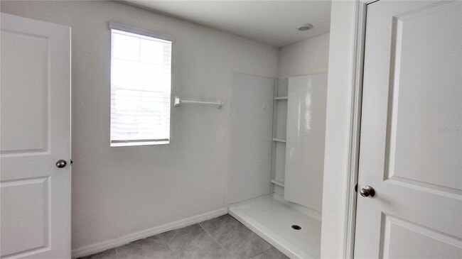 Building Photo - 16702 Carlton Pond St