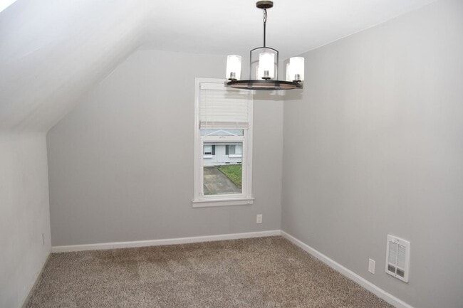 Building Photo - Fully Updated 3 Bedroom 2 Bath Tacoma 2 Story