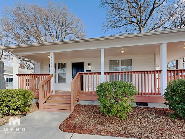 Building Photo - 4514 Wildwood Ave