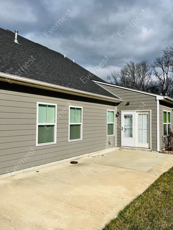 Building Photo - 9744 Katz Ln
