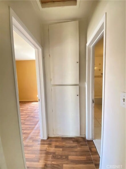 Building Photo - 43360 7th St E