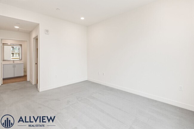 Building Photo - 1508 Nolita