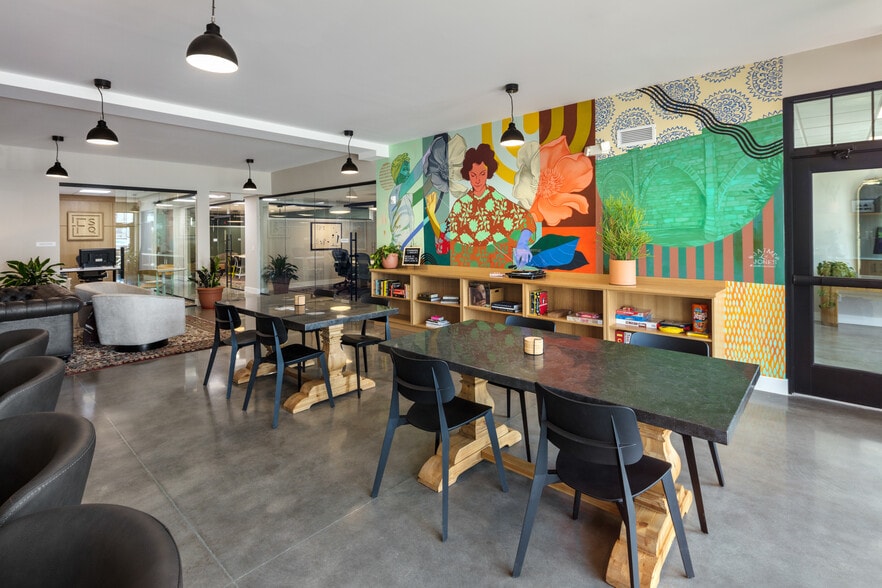 Founders Club - Founders Square