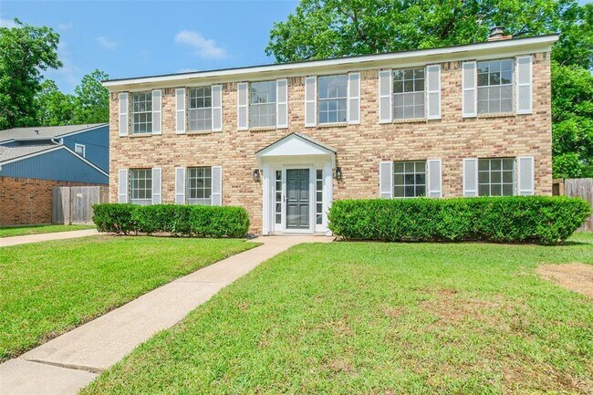 Building Photo - 1311 Sand Stone Dr
