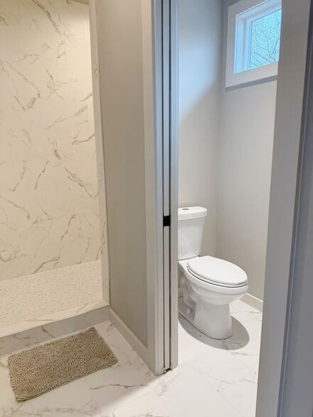 HIDDEN TOILET - 104 Textile Ct