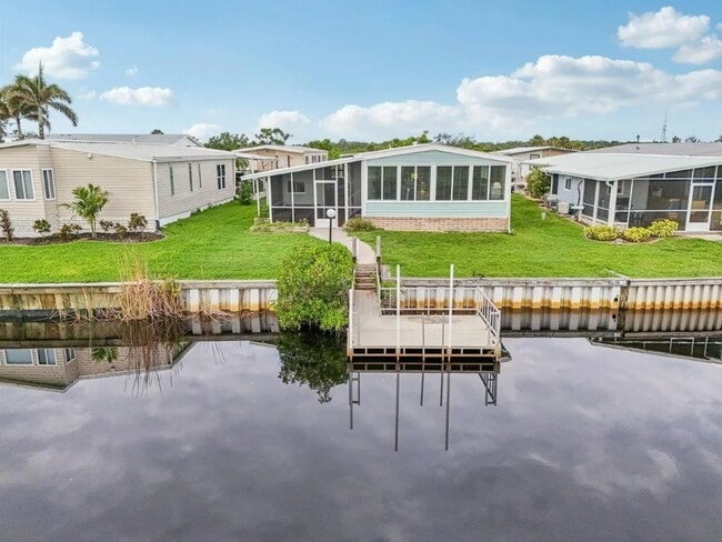 Building Photo - 106 Lazy River Rd