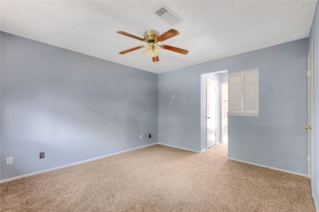 Building Photo - 619 Leicester Ln