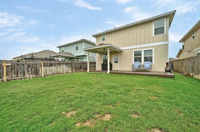 Building Photo - 336 Wapiti Rd
