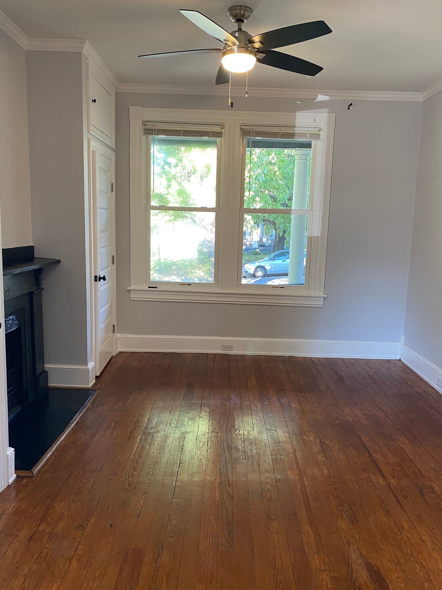 Building Photo - 618 W 26th St