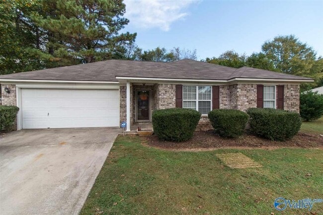 Building Photo - 123 Ann Bradley Dr