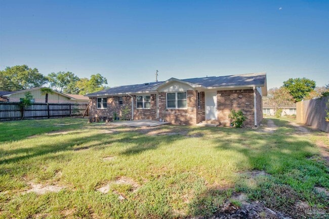 Building Photo - 7710 Charter Oaks Dr
