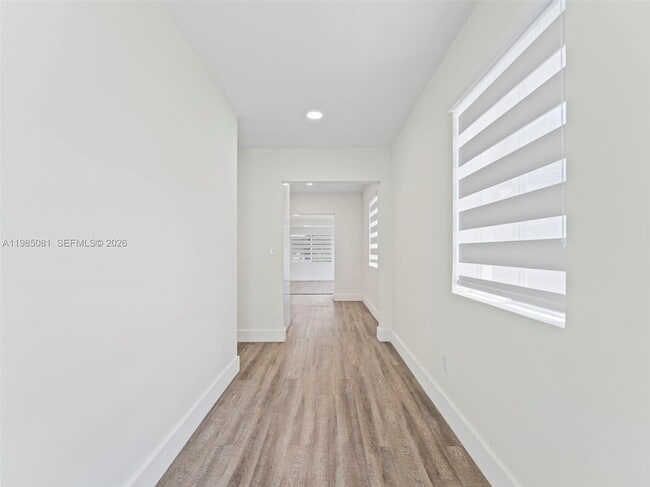 Building Photo - 3031 SW 64th Ave