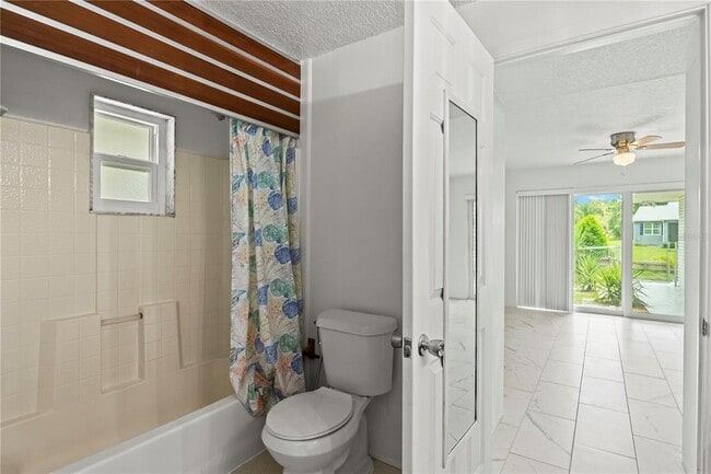 Building Photo - 17511 Canal Shores Dr
