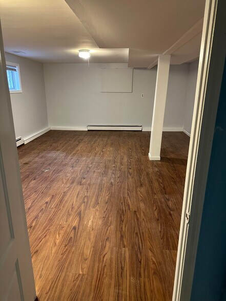 Building Photo - 9120 Lawler Ave