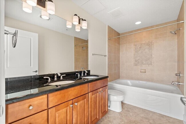 Building Photo - 101 S Eola Dr