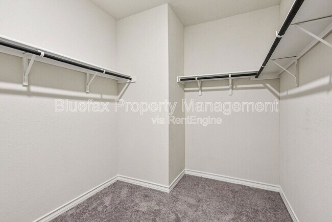 Building Photo - 4712 Paluxy Trl