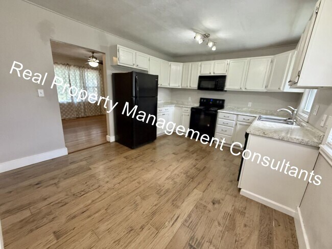 Building Photo - Updated 3-Bedroom Warrensburg Home with Modern Features and Outdoor Oasis!