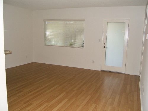 Interior Photo - 1706 Brockton Ave