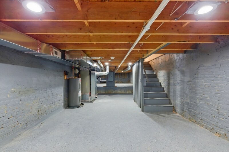 Building Photo - 2215 E Biddle St